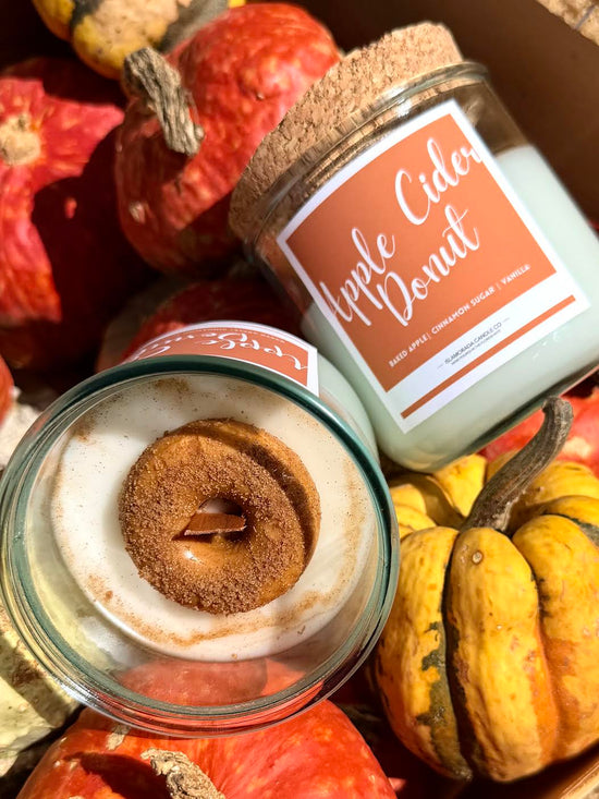 APPLE CIDER DONUT 8 OZ CANDLE