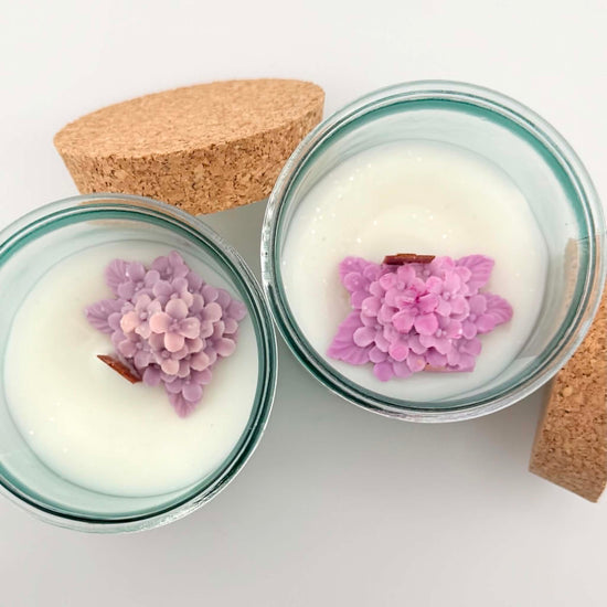 MOTHERS DAY CANDLE - LILAC - FRESH AIR - GREENERY