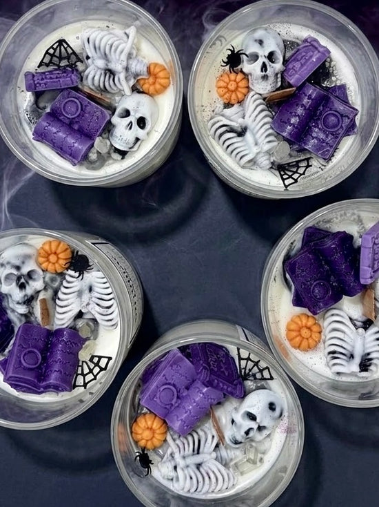 WITCHING HOUR HALLOWEEN CANDLE
