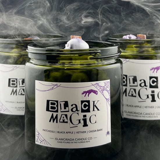 BLACK MAGIC HALLOWEEN CANDLE